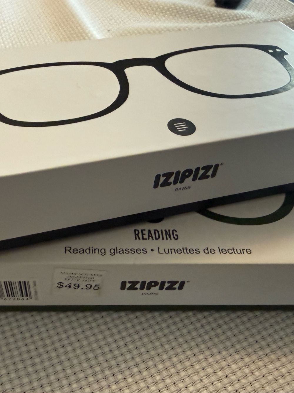 Izipizi Women's Reading Glasses in Black – Sleek Everyday Frames
